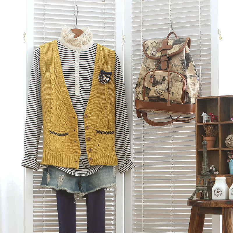 F40052a1 autumn 2012 female preppy style twisted V-neck knitted yarn vest