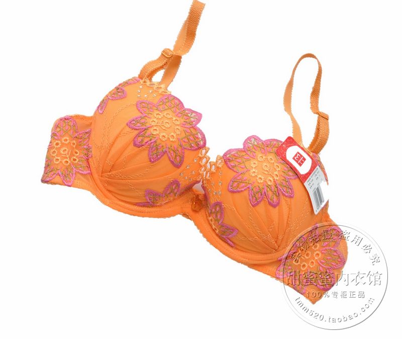 Fa996 push up centralized type a cup bra