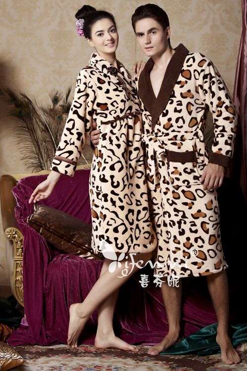 fanny autumn and winter romantic lovers coral fleece leopard print sleepwear male women's robe