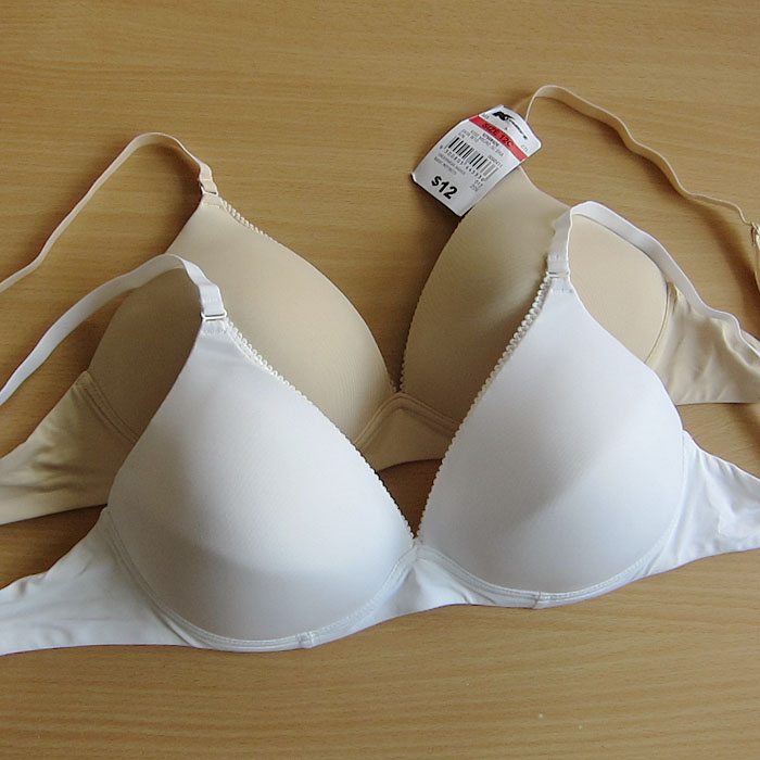 Fashion basic b4 instincts glossy thin sponge bra 75c