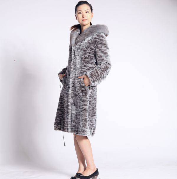 Fashion fur one piece overcoat mink fox fur sheep fur overcoat