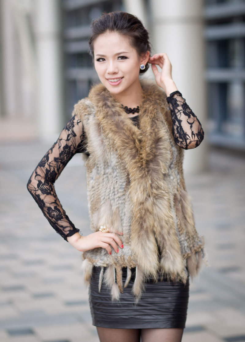 Fashion fur vest raccoon fur handmade rabbit fur knitted tassel vest outerwear