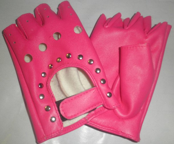 Fashion half-finger gloves ,made of PU leather . used to sport , costumes party