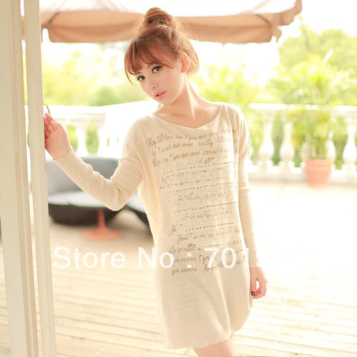 Fashion Long Sections Heart-Shaped Sweater Round Neck Tops MF8816-1