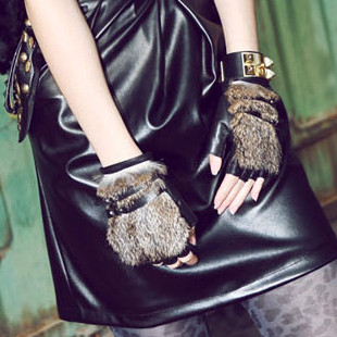 Fashion normic quality genuine leather rabbit fur lucy refers to short gloves female semi-finger fur gloves