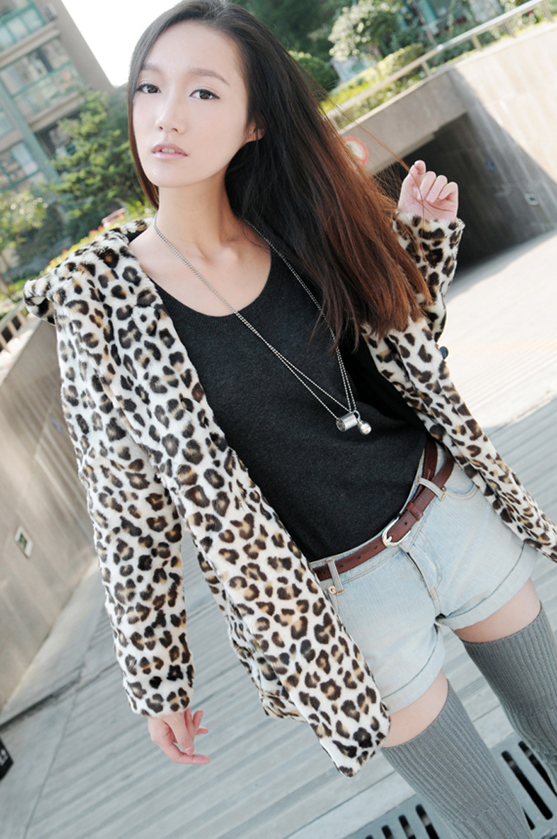 Fashion normic vivi scolar faux horn button with a hood leopard print overcoat outerwear