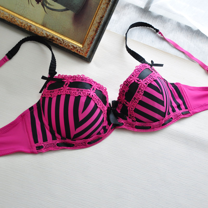 Fashion underwear female sexy bra princess lace stripe red thin cup bra 0.06kg