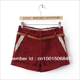 Fashion  Womens Short Pants with beautiful lace B118-13-095