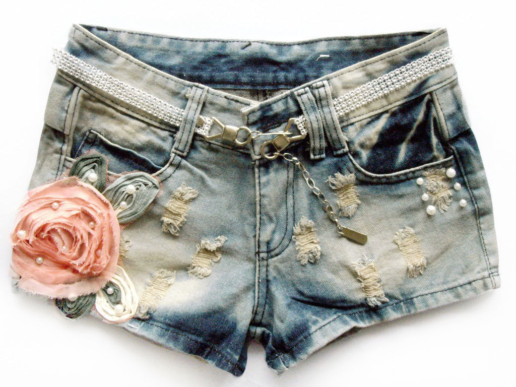 Female casual hole flower denim ultra-short thermal trousers boot cut jeans 291