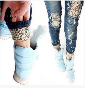 Female leopard print wearing white retro finishing hole butt-lifting jeans sexy pencil pants roll up hem applique