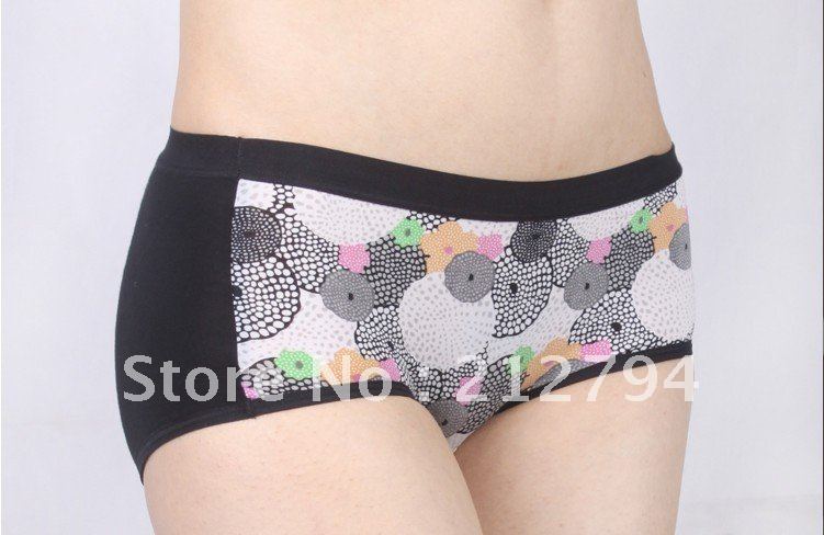 Four color Sexy ladies underwear High quality women's health breathable triangular pants