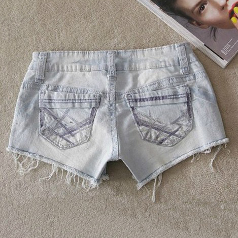 Four seasons of paragraph denim shorts women's light color all-match loose wearing white denim shorts female