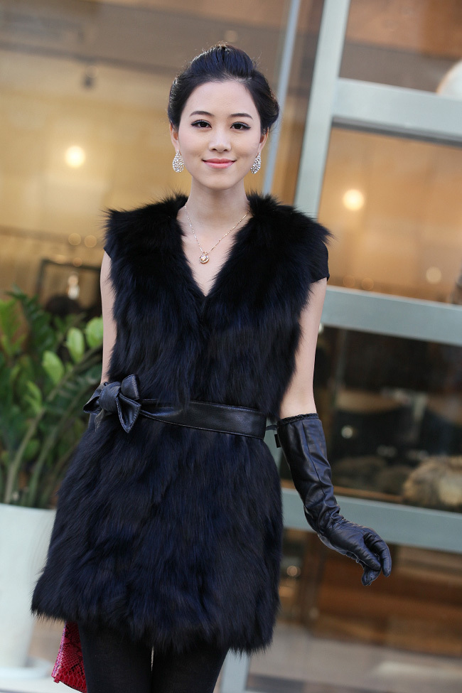 Fox fur medium-long 2012 V-neck fox fur vest fur coat