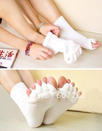 Free DHL Shipping 120pair/lot Sleeping Socks Massage Five Toe Socks Foot Alignment Treatment Socks  White