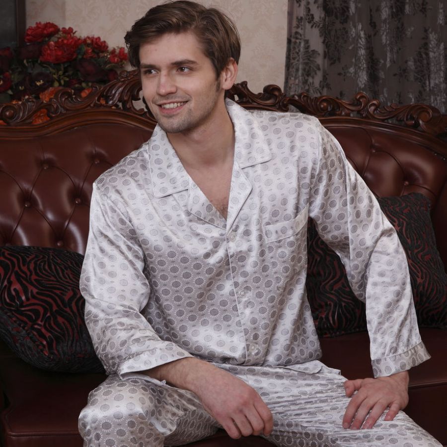 free shipping 12 mulberry silk male long-sleeve print sleepwear set 12611