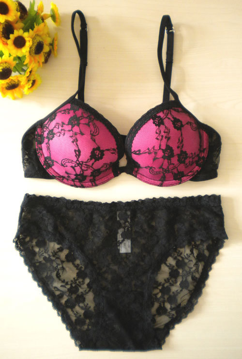 Free shipping! 2 luxury three-dimensional lace push up bra set insert lace underwear