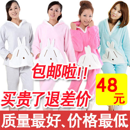 free shipping 2011 autumn and winter women's thickening coral fleece robe bathrobes sexy heart ultra soft sleepwear