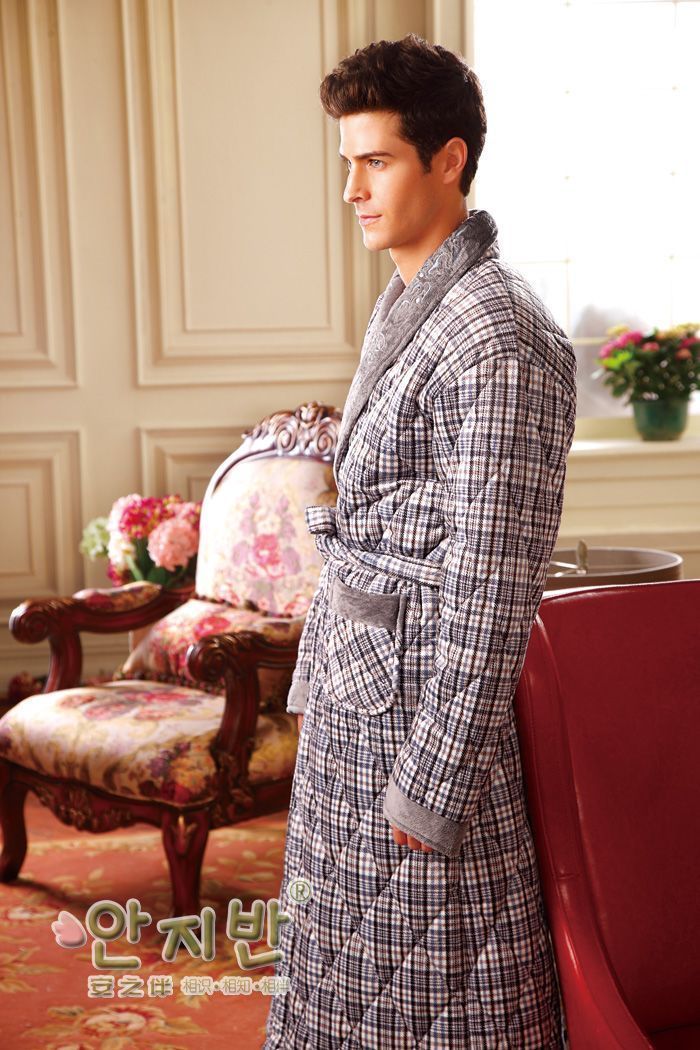 Free Shipping 2011 winter super soft coral fleece male cotton-padded robe bathrobes sleepwear lounge 14e5156