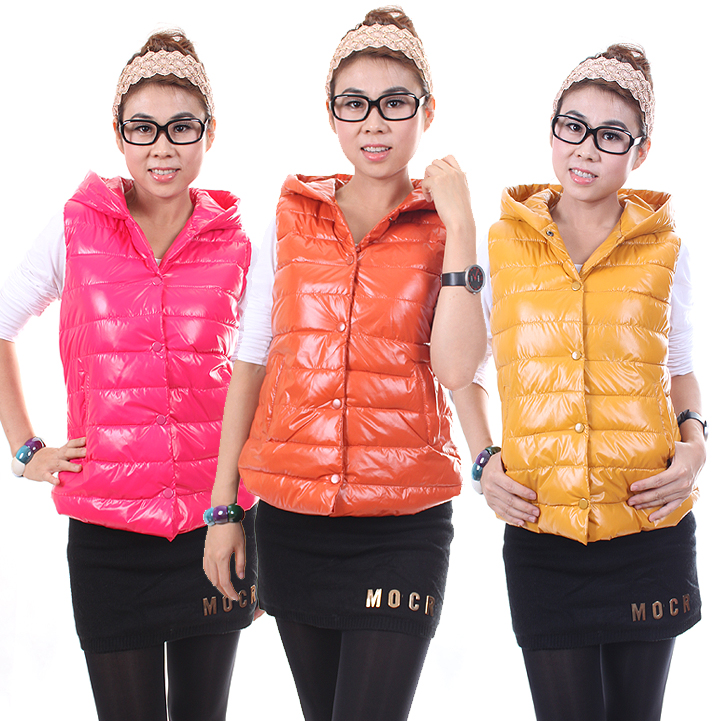 Free shipping/2012 autumn and winter down cotton vest fashion hooded vest Women women's kaross vest