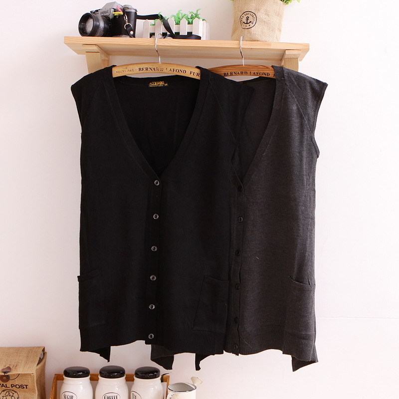 Free shipping! 2012 autumn women's solid color V-neck sleeveless vest style sweater cardigan 41-45m 6 TR1009