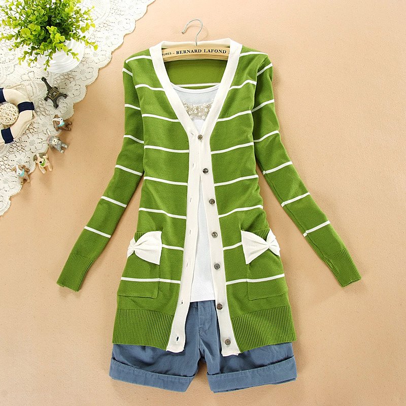 Free Shipping 2012 fashion Winter NEW Female Medium-long Thicken Snowflakes HOT Sweater Outerwear With a Hood Sweater Cardigan