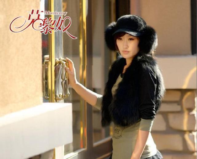 FREE SHIPPING! 2012 fur vest short design fox fur vest female fashion fox fur vest