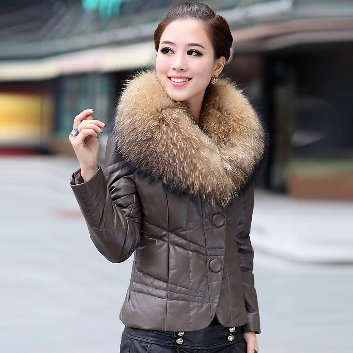 Free Shipping! 2012 genuine leather clothing sheepskin female fur raccoon fur sheepskin short design genuine leather down coat