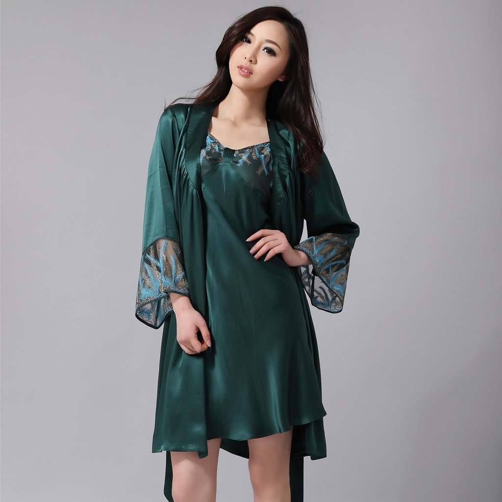 Free shipping 2012 mulberry silk smarten peacock feather silk sleepwear outerwear 8301 pure silk