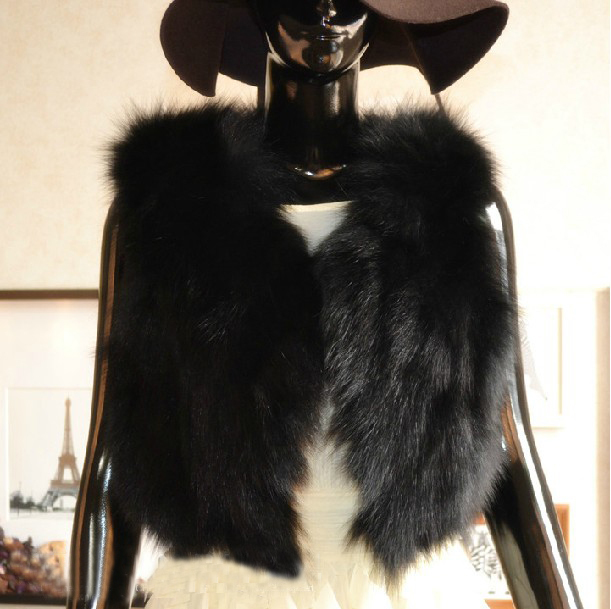 Free shipping 2012  new arrived ladies Short fox fur vest  women  black fox fur vest