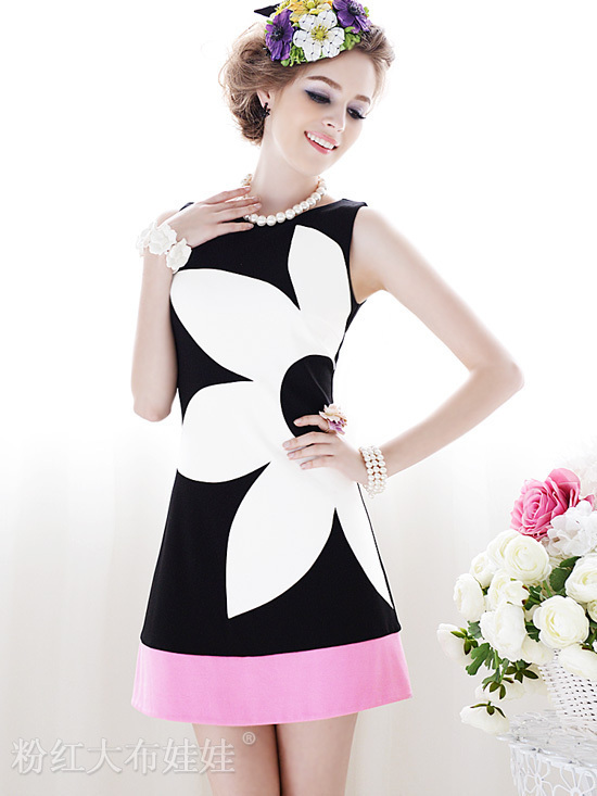 Free shipping/2012 New/Black and white + pink/cultivate one's morality/flowers/sleeveless/type A/dress/