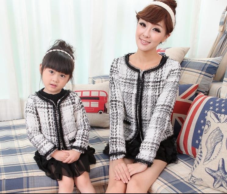 Free shipping , 2012 New Hepburn Style Women and Daughter 's Fashion Plaid Jackets , Two Pieces , Short Coats ,Wholesale,A668