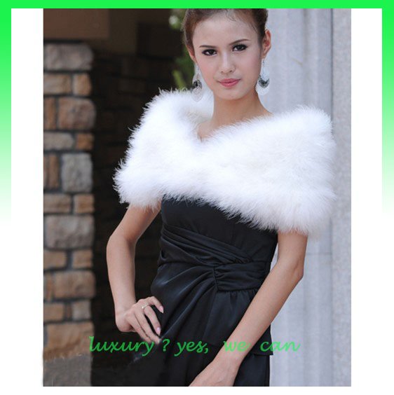 Free shipping 2012 new  wholesale & Retail  ladies waistcoat  fur vest Ostrich feathers ladies  small shawl scarf  Nagymaros