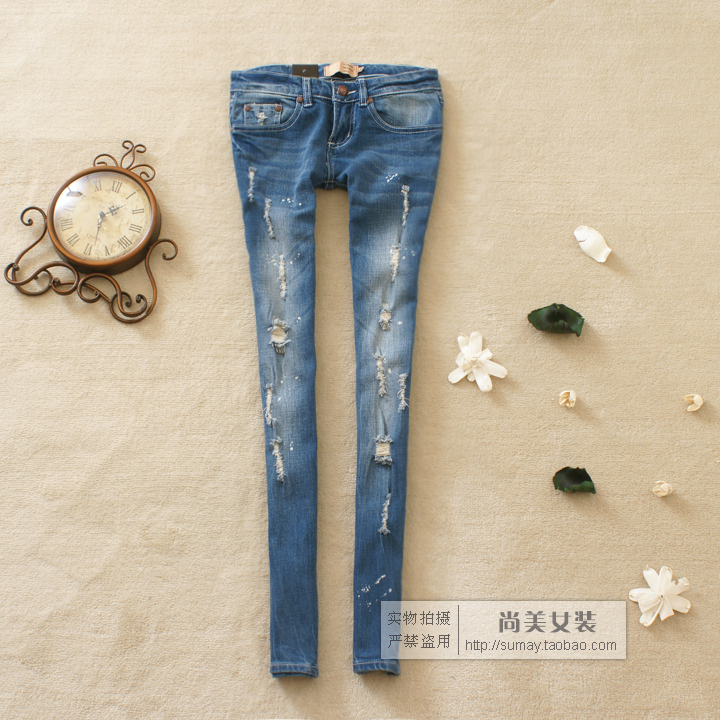 free shipping 2012 spring and summer women's distrressed wearing white paint tight jeans