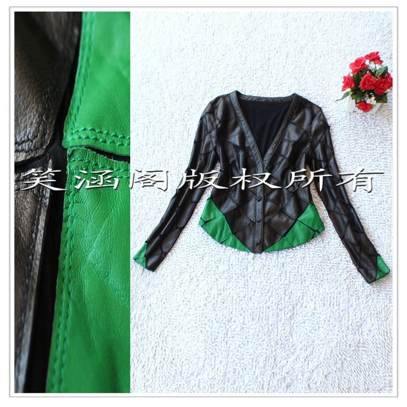 Free Shipping 2012 V-neck dimond autumn slim plaid color block decoration sheepskin outerwear s-080110 Noble Women