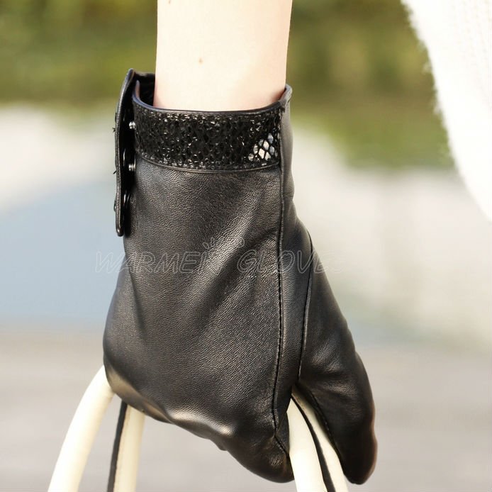 Free Shipping 2012 wholesale ladies fashion winter warm leather glove