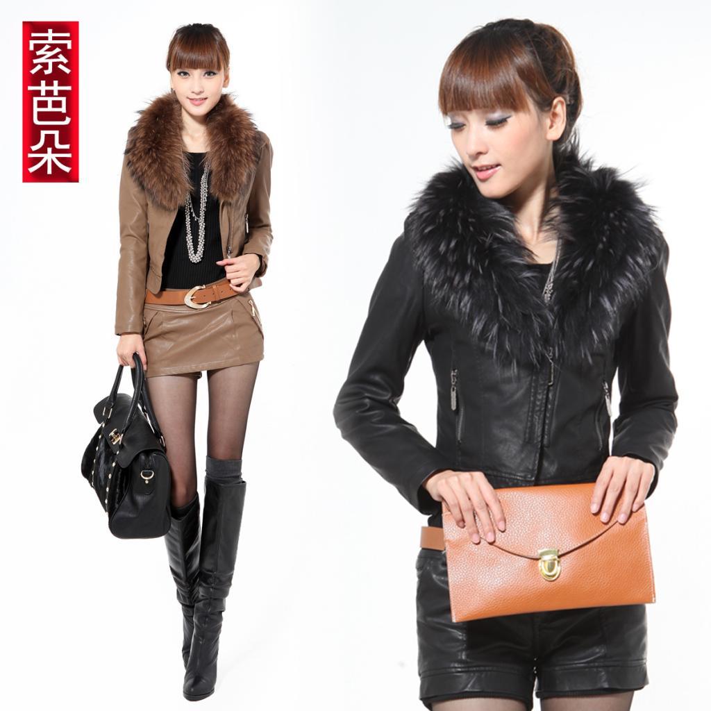 free shipping, 2012 winter female motorcycle PU leather jacket, short design raccoon fur leather