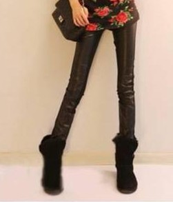 Free shipping 2013 Korean fashion leather fight slim slim thickened Leggings female trousers jeans  washed YWK115