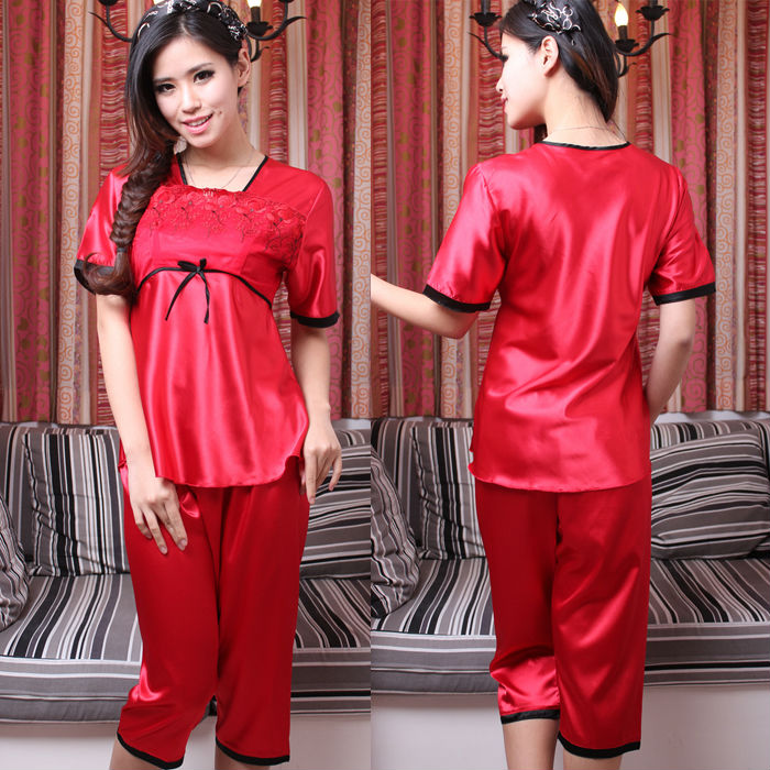 Free shipping! 2013 New arrival hot sale fashion leisure home apparel women's pajamas,red nightgown for spring, autumn,summer