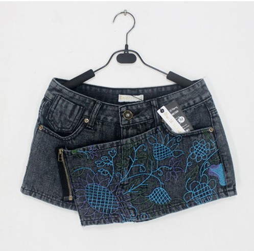 Free Shipping 2013 summer delicate vines embroidered oblique zipper culottes denim shorts 373789 high quality