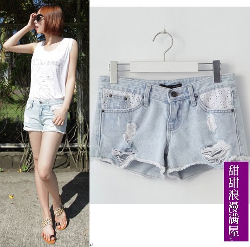 Free Shipping 2013 summer women's 43608 casual wool distrressed light blue denim shorts