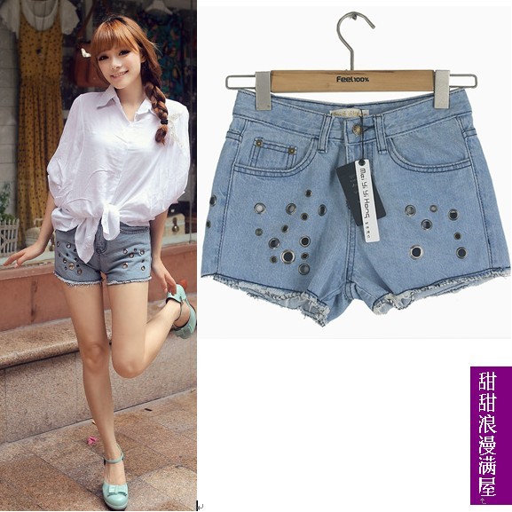 Free Shipping 2013 summer women's fashion decoration 3757130 flash light color denim shorts