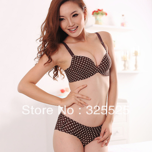 free shipping A chip non-trace sexy jacquard super gather together the bra DiaoZhengXing vice milk underwear suits A8222