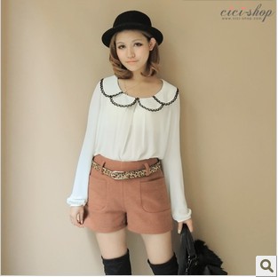 Free shipping Autumn and winter Korean Sweet new arrival Large pocket decoration women's woolen all-match shorts / 2 color