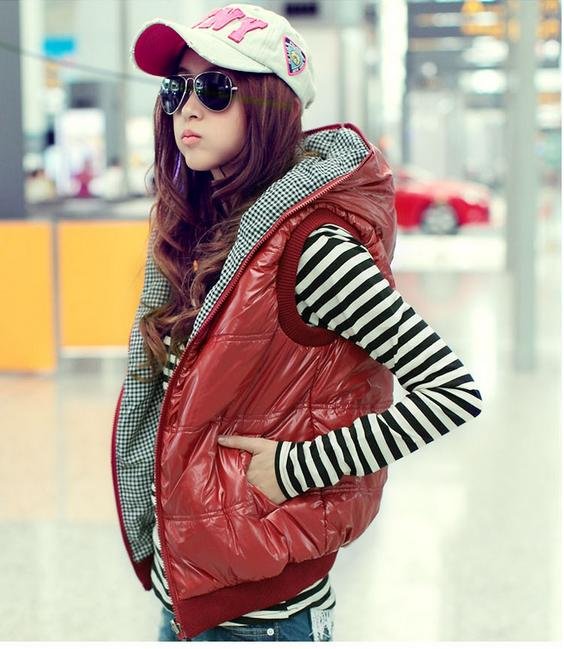 Free shipping Autumn new fashion double-faced plaid Casual down jacket women faux fur vest FS00011