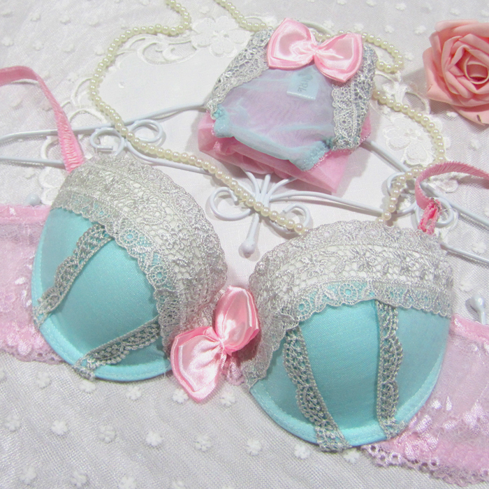 Free shipping Bow lace sweet royal embroidery sexy push up adjustable bra underwear set