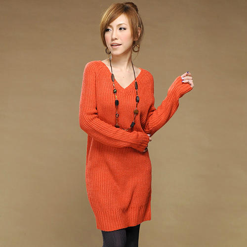 free shipping Clothing raider r3106 2013 blending V-neck design slim long sweater 490g