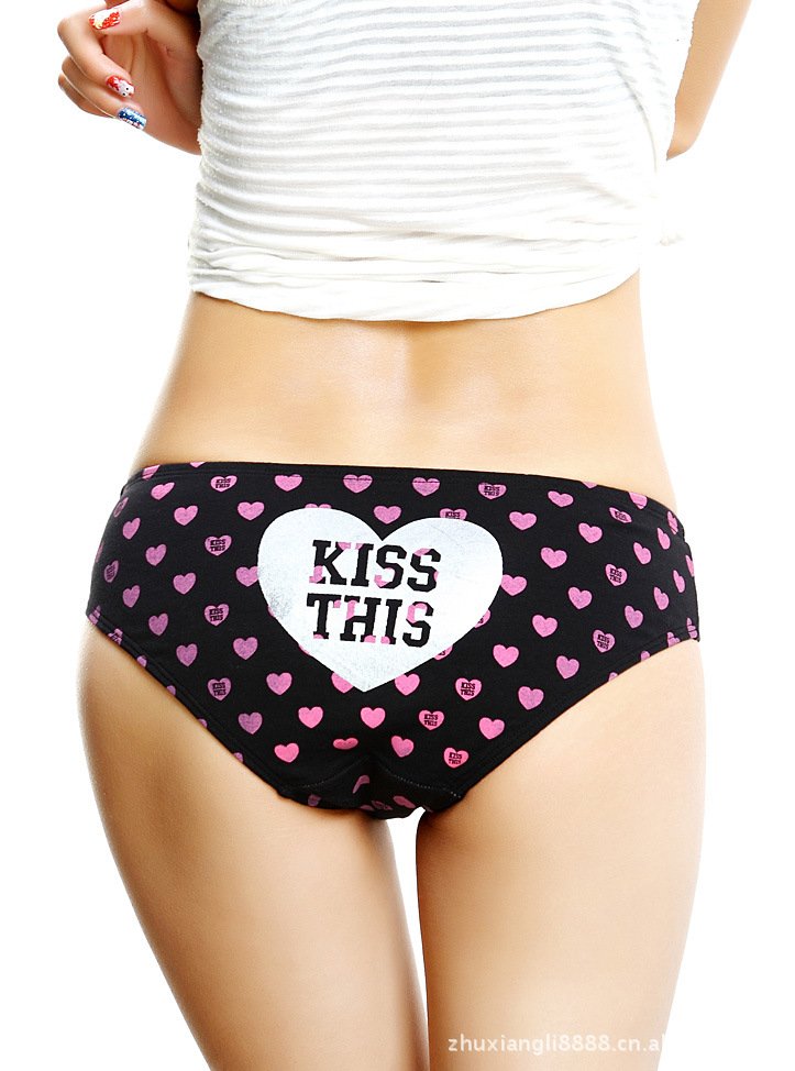 Free Shipping Comfrotable Cotton KISS ME Women  panties / Lady's briefs  DNW44