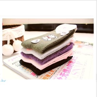 Free Shipping  Detonation of cartoon rabbit wool socks bear wool socks wholesale stockings