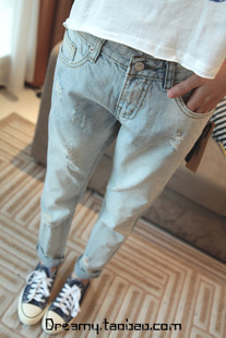 Free Shipping E 2013 trousers all-match classic handsome small hole denim harem pants light color jeans d26 wholesale