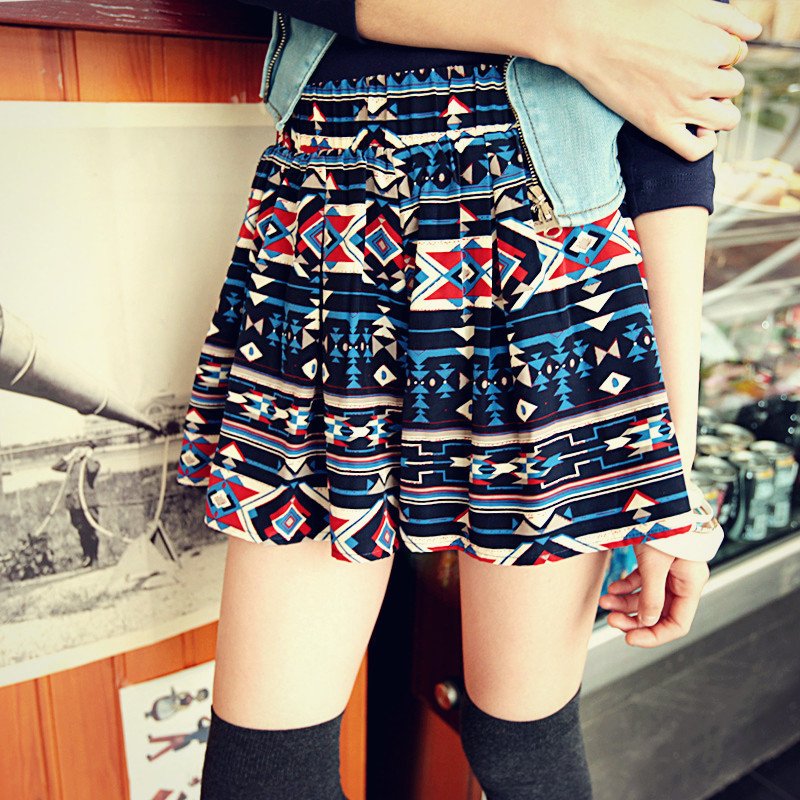 free shipping  European style chiffon sklirt & shorts As 2012 women's fashion vintage flower culottes trousers 9214205